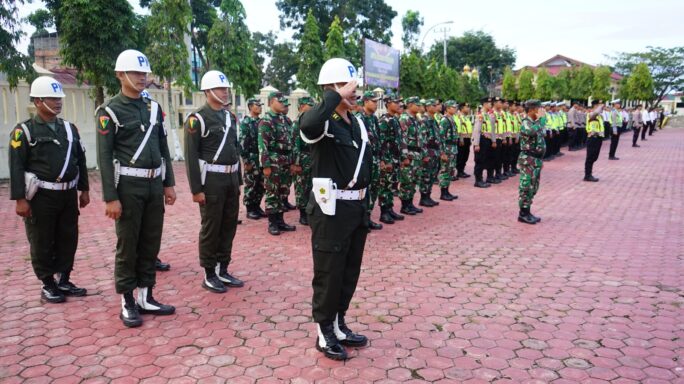 Dandim 0117/Aceh Tamiang Mengikuti Apel Gelar Pasukan Operasi Lilin Seulawah Tahun 2023
