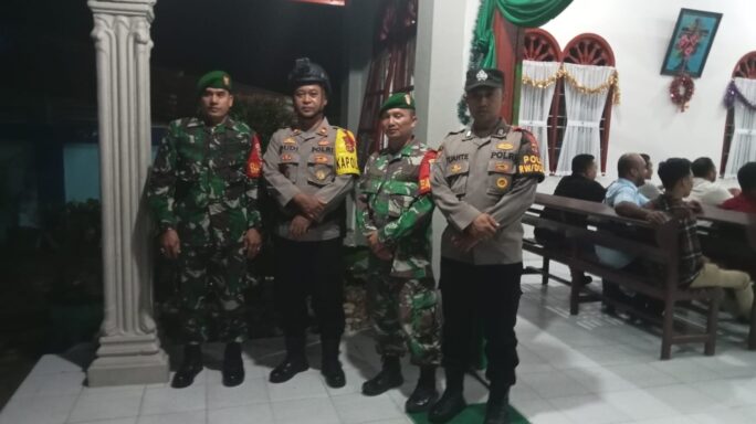 Babinsa Koramil 0108 -4/Babussalam Laksanakan Pam Tahun Baru Di Gereja