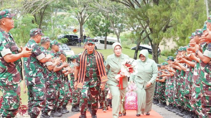 Kunjungan Kerja Pangdam IM dan Ibu Ketua Persit KCK Daerah Iskandar Muda ke Kodim 0113/Gayo Lues.