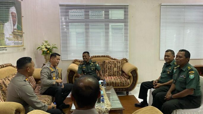 Dandim 0103/Aceh Utara Sambut Kunjungan Silaturahmi Kapolres Aceh Utara.