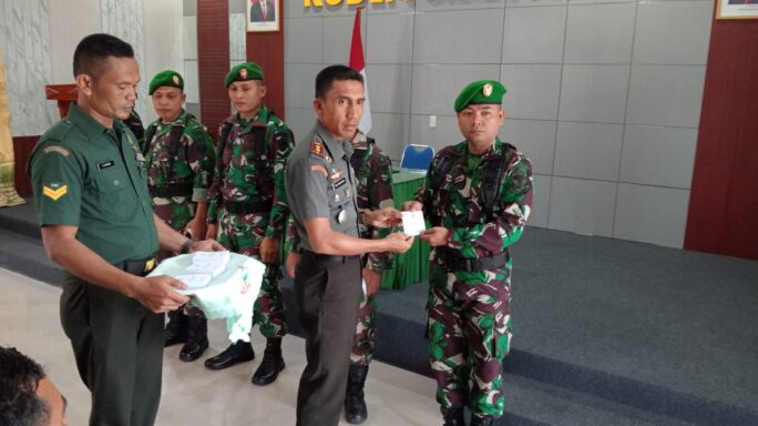 Dandim 0105/Abar Berikan Pengarahan Dan Penekanan Kepada Prajurit