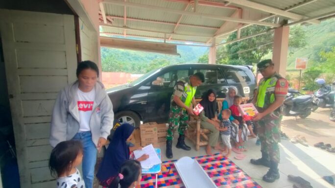 Guna Kelancaran Dan Sukseskan Kegiatan Babinsa Dampingi Posyandu Di Desa