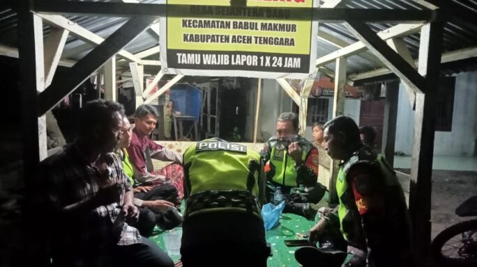 Babinsa Bersama Bhabinkamtibmas Patroli Poskamling Bersama Ke Desa Binaan.