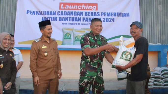 Dandim 0108/Agara Hadiri Acara Penyerahan Bantuan Pangan Dari BPN