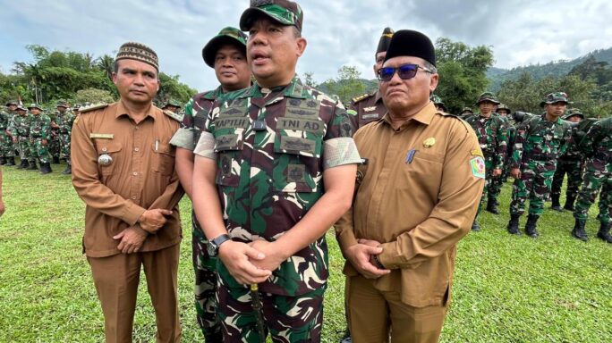 Pj Bupati Pidie Resmi Buka Program TMMD Reguler Ke-119 Kodim 0102/Pidie di Tangse