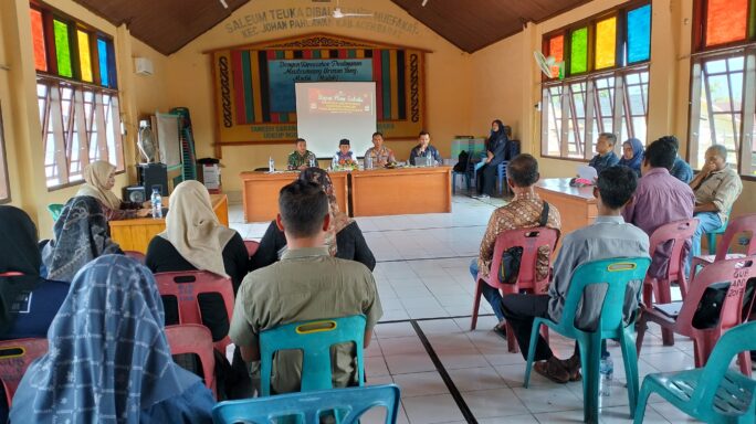 Acara Pembukaan Rapat Pleno Terbuka Rekapitulasi Hasil Perhitungan Suara Pemilu Tahun 2024 Kecamatan Johan Pahlawan Dihadiri Unsur Muspida