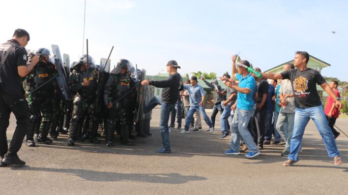 TNI-Polri Wilayah Kota Langsa, Gelar Latihan PHH Untuk Antisipasi Gangguan Kamtibmas Menjelang Pemilu 2024
