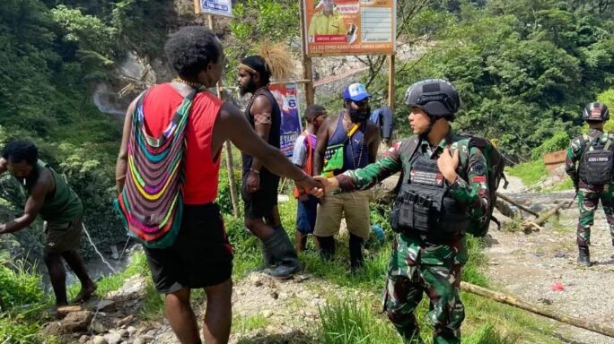 Satgas Pam Obvitnas PT.FI Yonif 116/Garda Samudra Laksanakan Komsos Dengan Warga Binaan