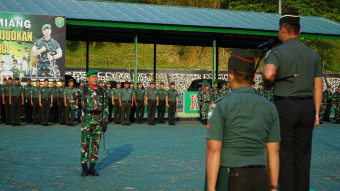 Pimpin Upacara Bendera Hari Senin, Dandim 0117/Aceh Tamiang Ingatkan Tupoksi Prajurit