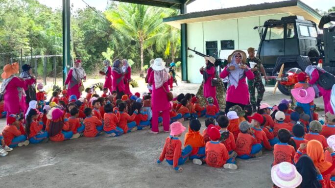 Kunjungan Siswa-Siswi TK dan SD ke Yonarhanud 5/CSBY