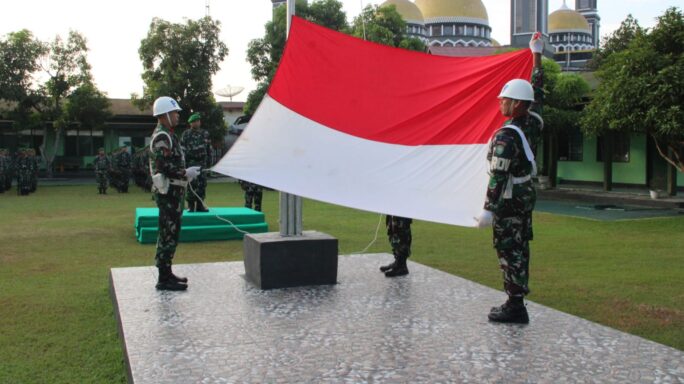 Kodim 0108/Agara Laksanakan Upacara Bendera