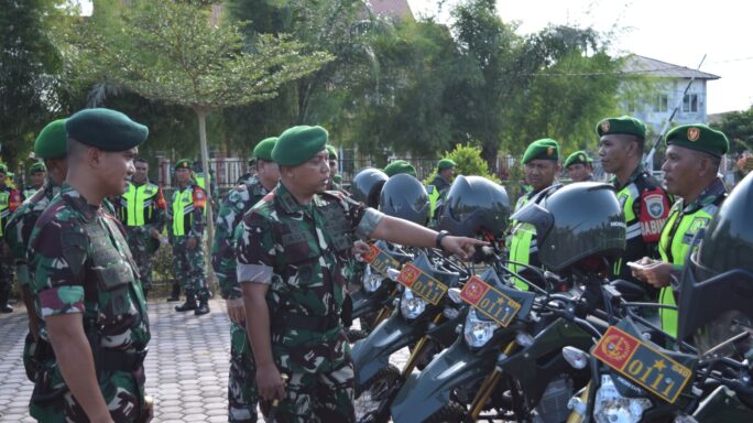 Prajurit Badak Hitam Yonif 113/JS Ikuti Apel Gelar Pasukan Dalam Rangka Kesiapan PAM Pemilu 2024.