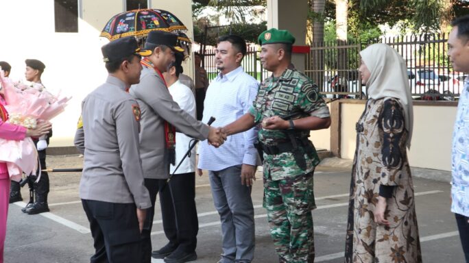 Dandim 0108/Agara Sambut Kedatangan Kapolda Aceh Di Polres Aceh Tenggara.