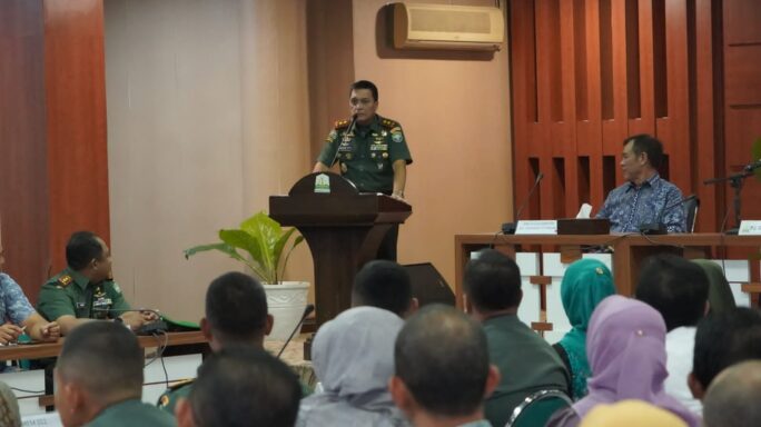 Pangdam IM mengahadiri acara Rapat Koordinasi tentang Percepatan Tanaman dan Peningkatan Produksi Padi TA 2024 di Provinsi Aceh.