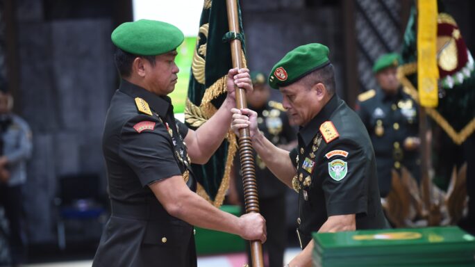 Mayor Jenderal TNI Niko Fahrizal, M.Tr.(Han) resmi menjabat sebagai Pangdam IM menggantikan Mayor Jenderal TNI Novi Helmy Prasetya, S.I.P., M.I.P.