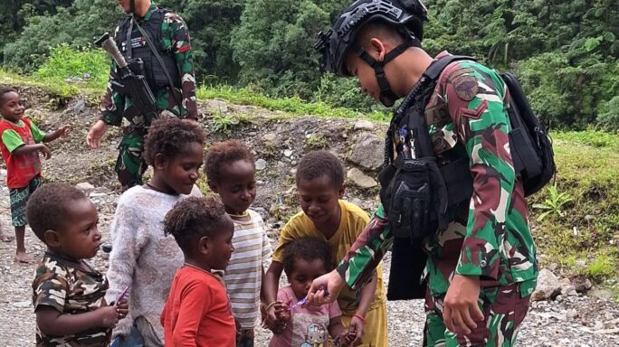 Satgas Pam Obvitnas PT. Freeport Indonesia Yonif 116/Garda Samudra Rutin Laksanakan Komsos