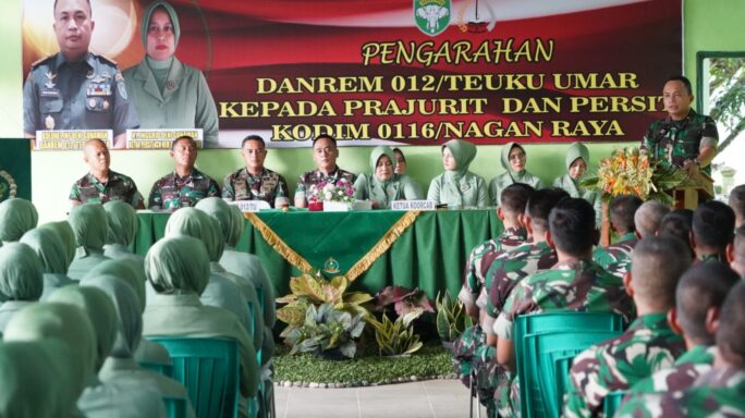 Danrem 012/TU Ajak Prajurit dan Persit Kodim 0116/Nara Bersyukur dan Beribadah