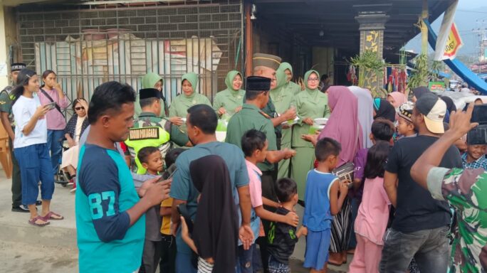 Menjelang Buka Piasa Koramil 02/Bambel Dan Jajaran Gelar Bagi Takjil
