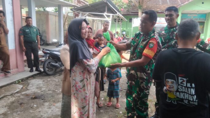 Babinsa Pantau Pelaksanaan Pasar Murah Di Bulan Suci Ramadhan