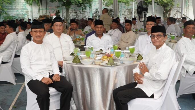 Kapoksahli Pangdam IM Hadiri Silaturahmi dan Buka Puasa Bersama DPRA.