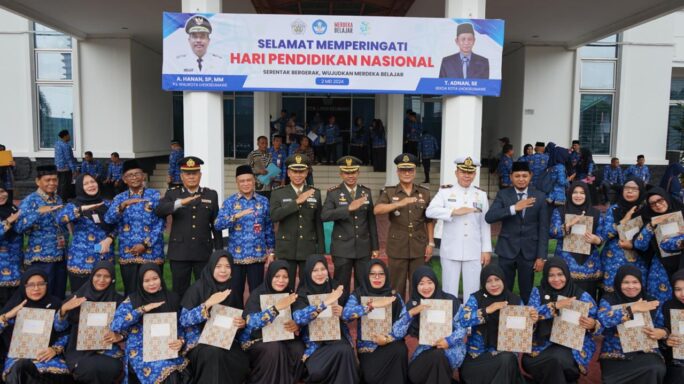 Dandim 0103/Aceh Utara Hadiri Upacara Peringatan Hari Pendidikan Nasional Tahun 2024.