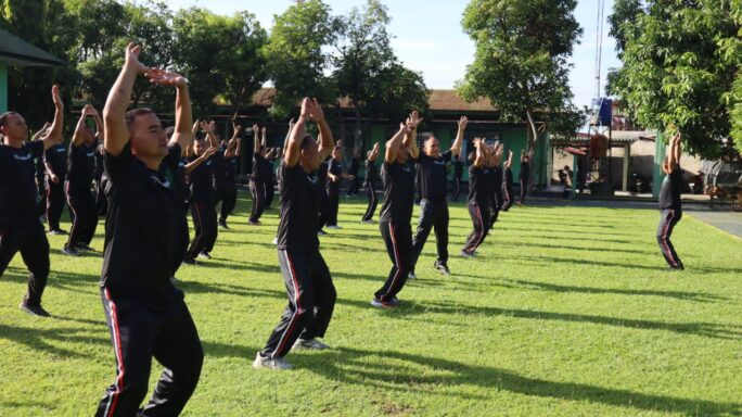 Jaga Kebugaran Tubuh Anggota Kodim 0108/Agara Laksanakan Lari Jalanan