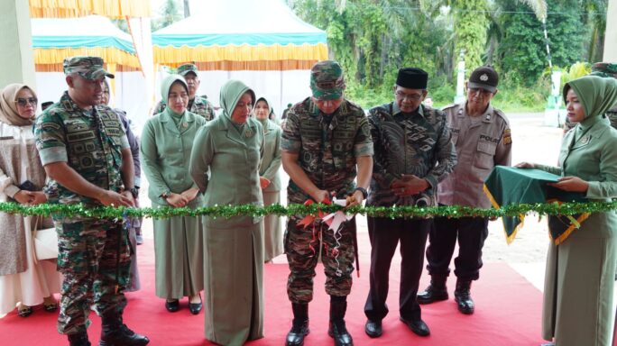 Danrem 012/TU Resmikan Rehab Swakelola Kantor Koramil 0109-03/Gunung Meriah