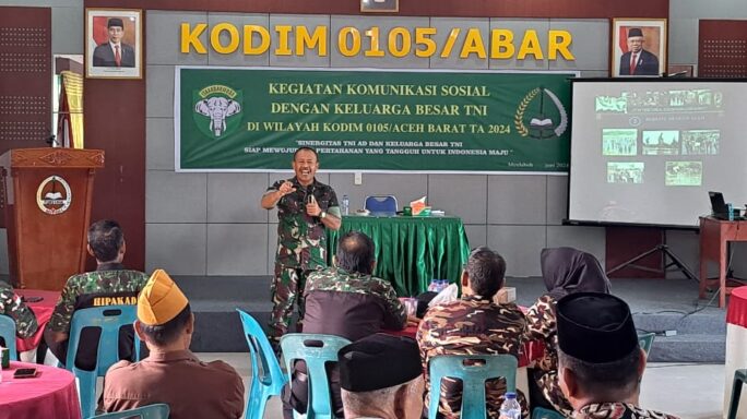 Kegiatan Komunikasi Sosial Dengan Keluarga Besar TNI Di Wilayah Kodim 0105/Abar.