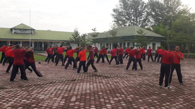 Asah Kemampuan Prajurit, Kodim 0111/Bireuen Laksanakan Bela Diri Taktis.