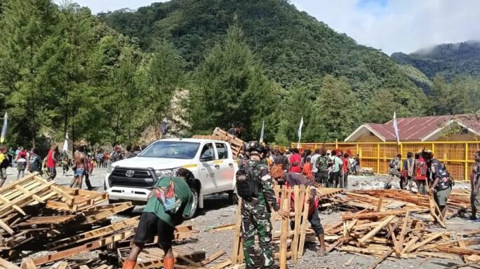 Satgas Yonif 116/Garda Samudra, Menghadiri acara Rapat Kerja Ke II Pembangunan Gereja Di Papua