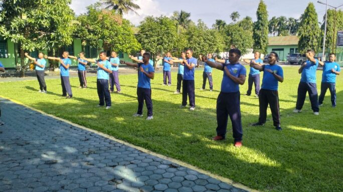 Prajurit TNI AD Kodim 0108/Agara Terus Berlatih Kemampuan Beladiri Taktis.