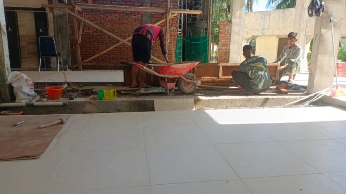 Kelanjutan Proses Perehapan Masjid Baiturrahim Hari Keduabelas.