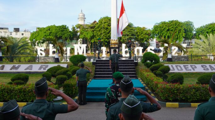 Personel Makodam IM Gelar Upacara Mingguan di Makodam IM.