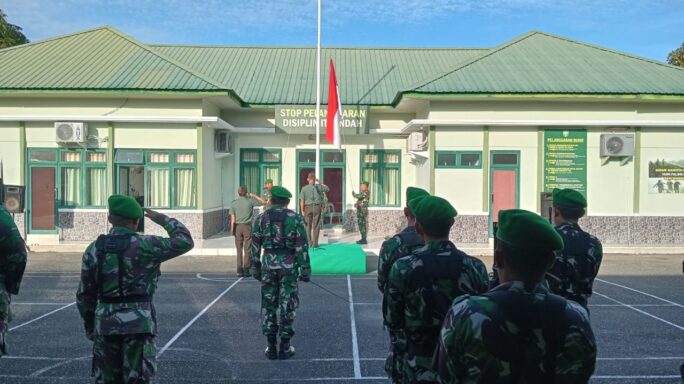 Kodim 0105/Abar Melaksanakan Upacara Bendera Merah Putih Rutin Setiap Hari Senin