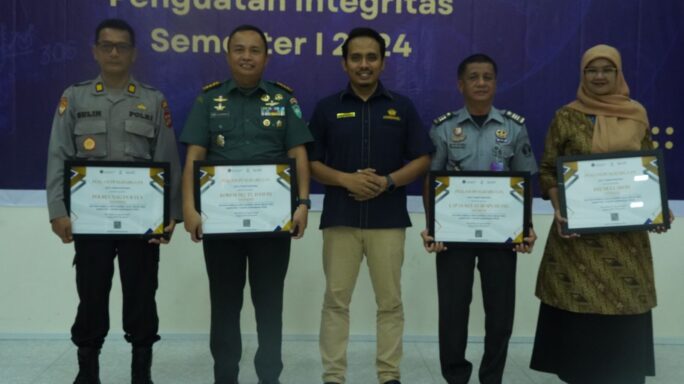 Korem 012/TU Raih 2 Penghargaan Sebagai Satker Terbaik di Wilayah Kerja KPPN Meulaboh