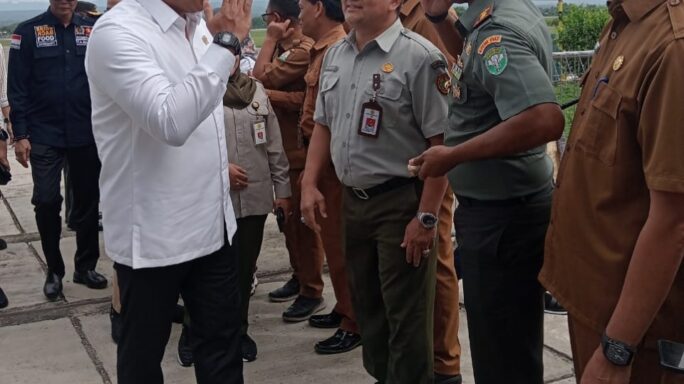 Bersama Forkopimda, Dandim 0103/Aceh Utara Sambut Kedatangan Wamentan RI Di Aceh Utara