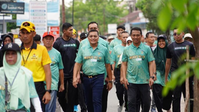 Pangdam Iskandar Muda Hadiri dan Lepas Jalan Santai Ikasmandu serta Buka Munas IV.