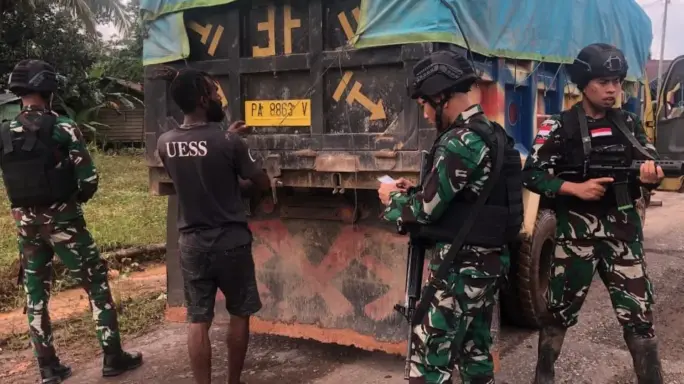 Menjelang HUT Kemerdekaan RI Ke 79 Satgas Pamtas Statis RI-PNG Yonif 111/KB Perketat Wilayah Perbatasan