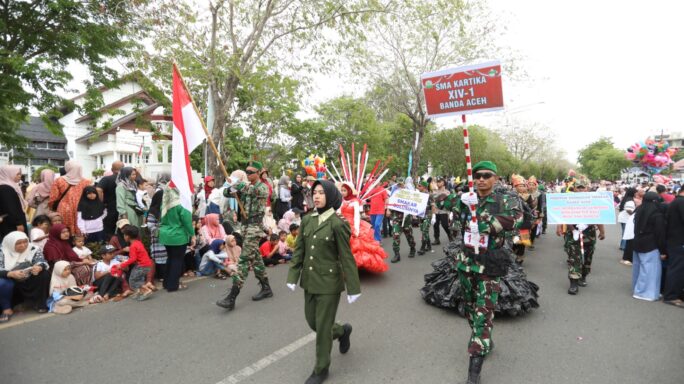 SMAKAR Banda Aceh Mengikuti Pawai Karnaval HUT RI Ke-79