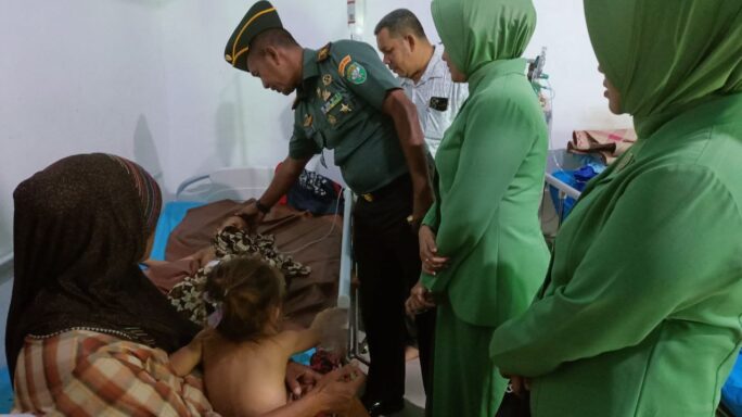Respon Cepat Dandim Aceh Utara Bantu Anak Nisam Korban Terbakar