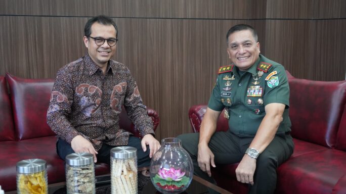 Pangdam Iskandar Muda Terima Audiensi Wamenkominfo Bahas Sinergi untuk PON XXI Aceh-Sumut 2024.