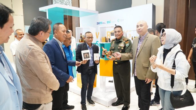 Pangdam IM Apresiasi Generasi Muda Aceh dalam Acara Awarding Aceh Muslim Preneur BSI