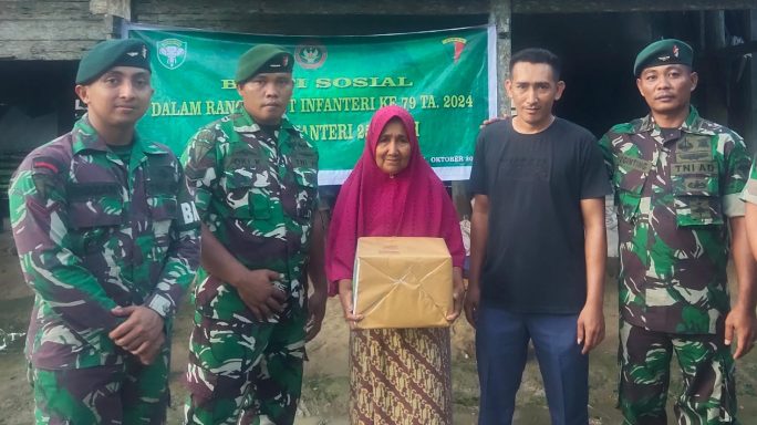 HUT Korps Infanteri ke 79, Brigif 25/Siwah Berikan Bantuan Kepada Masyarakat Kurang Mampu