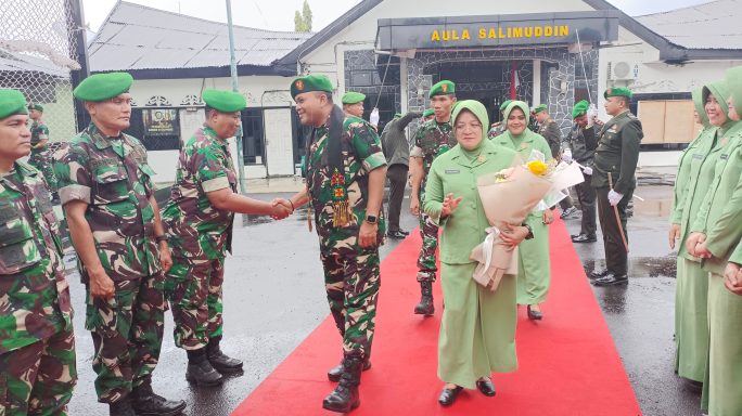 Kodim 0102/Pidie Gelar Tradisi Pelepasan Dandim Letkol Inf Abd. Jamal Husin dengan Penuh Haru