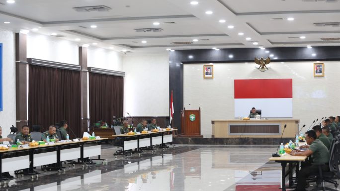 Kasdam IM Terima Paparan RGB Uji Siap Tempur Tingkat Kompi Yonkav 11/MSC Dan Yonarhanud 5/CSBY Ta. 2024