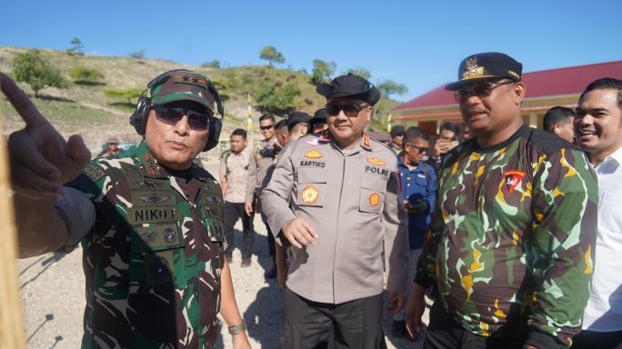 Pangdam Iskandar Muda mengikuti lomba Menembak Eksekutif Kapolda Aceh Cup