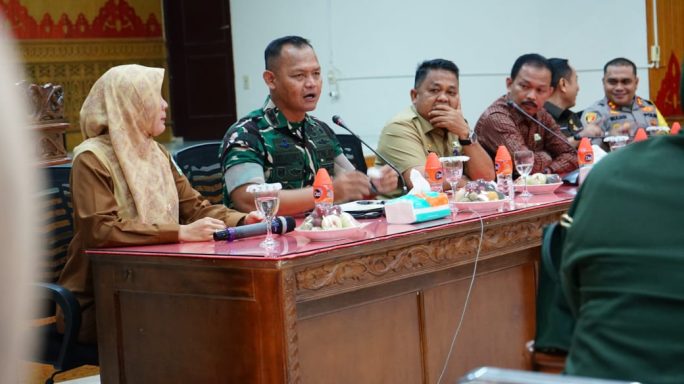 komandan Kodim 0117/Aceh Tamiang Mengikuti Rapat Koordinasi Persiapan Pilkada Serentak Tahun 2024