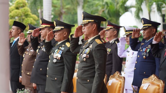 Kasdam IM dan Irdam IM Hadiri Peringatan Upacara Hari Pahlawan 2024 di Provinsi Aceh.