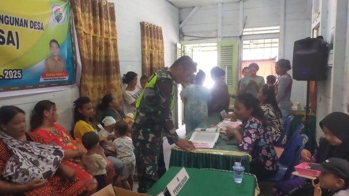 Babinsa Koramil 0108-03/Badar Dampingi Posyandu Di Desa Binaan