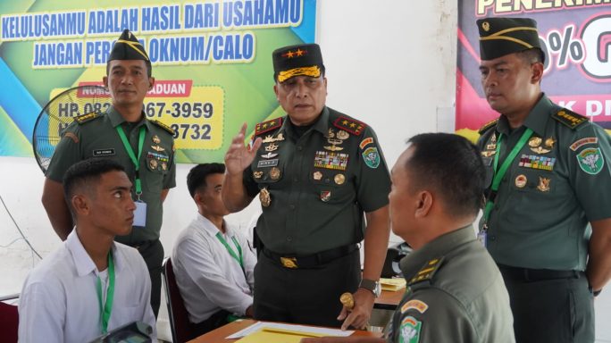 Pangdam Iskandar Muda Tinjau Proses Rekrutmen Calon Bintara TNI AD Gelombang II TA 2024.